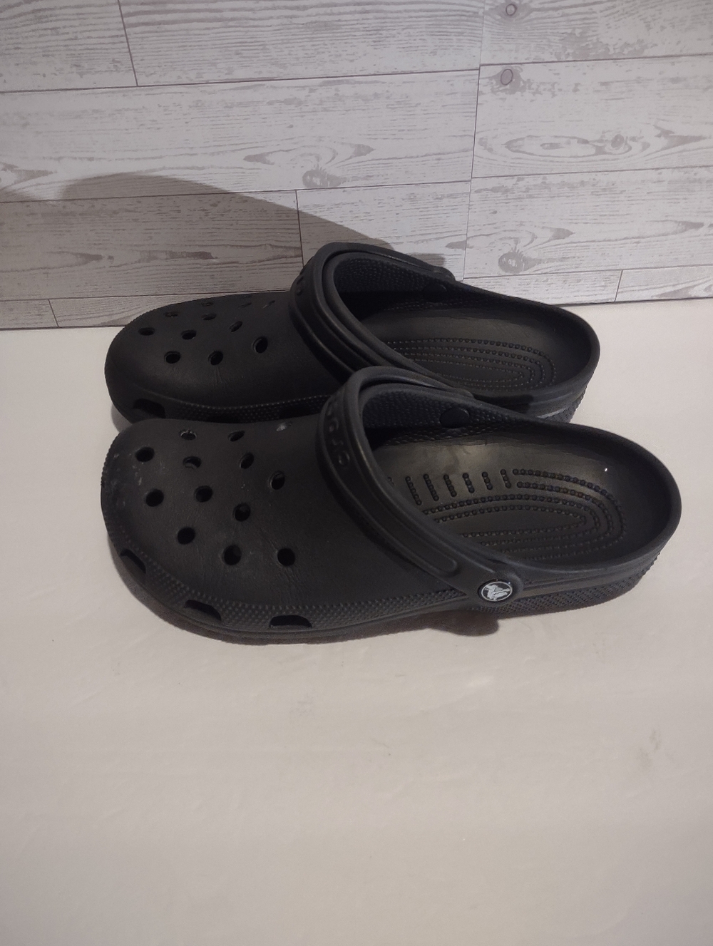 Crocs Classic Black Clogs Men's 9 Women's 11